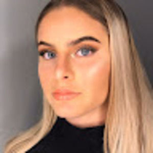 Meet your Posher, Scarlet jones